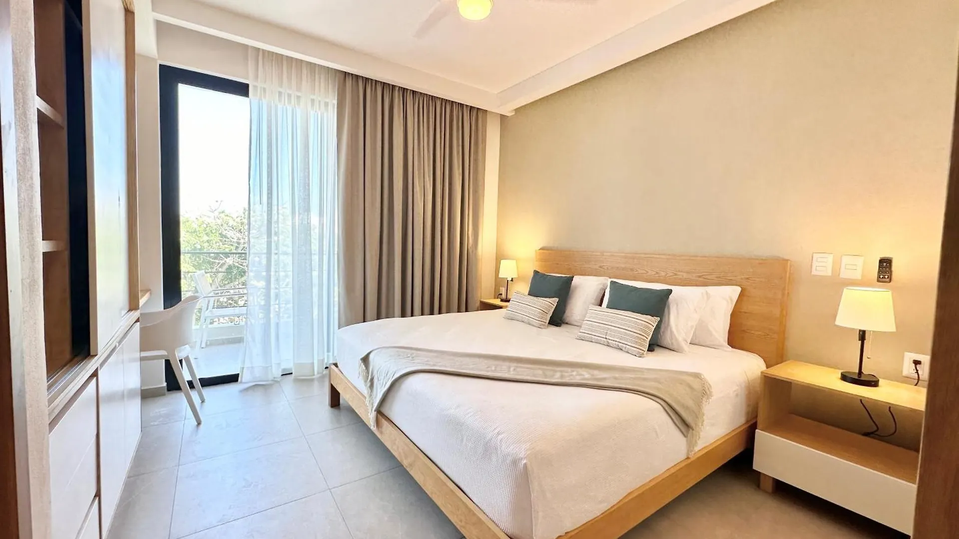 Levitat Hunah Playa del Carmen Aparthotel
