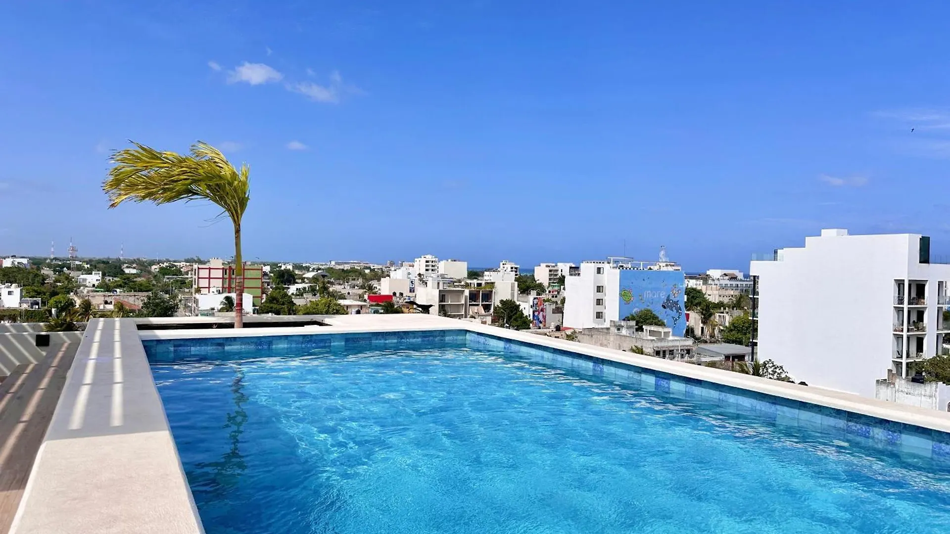Levitat Hunah Playa del Carmen